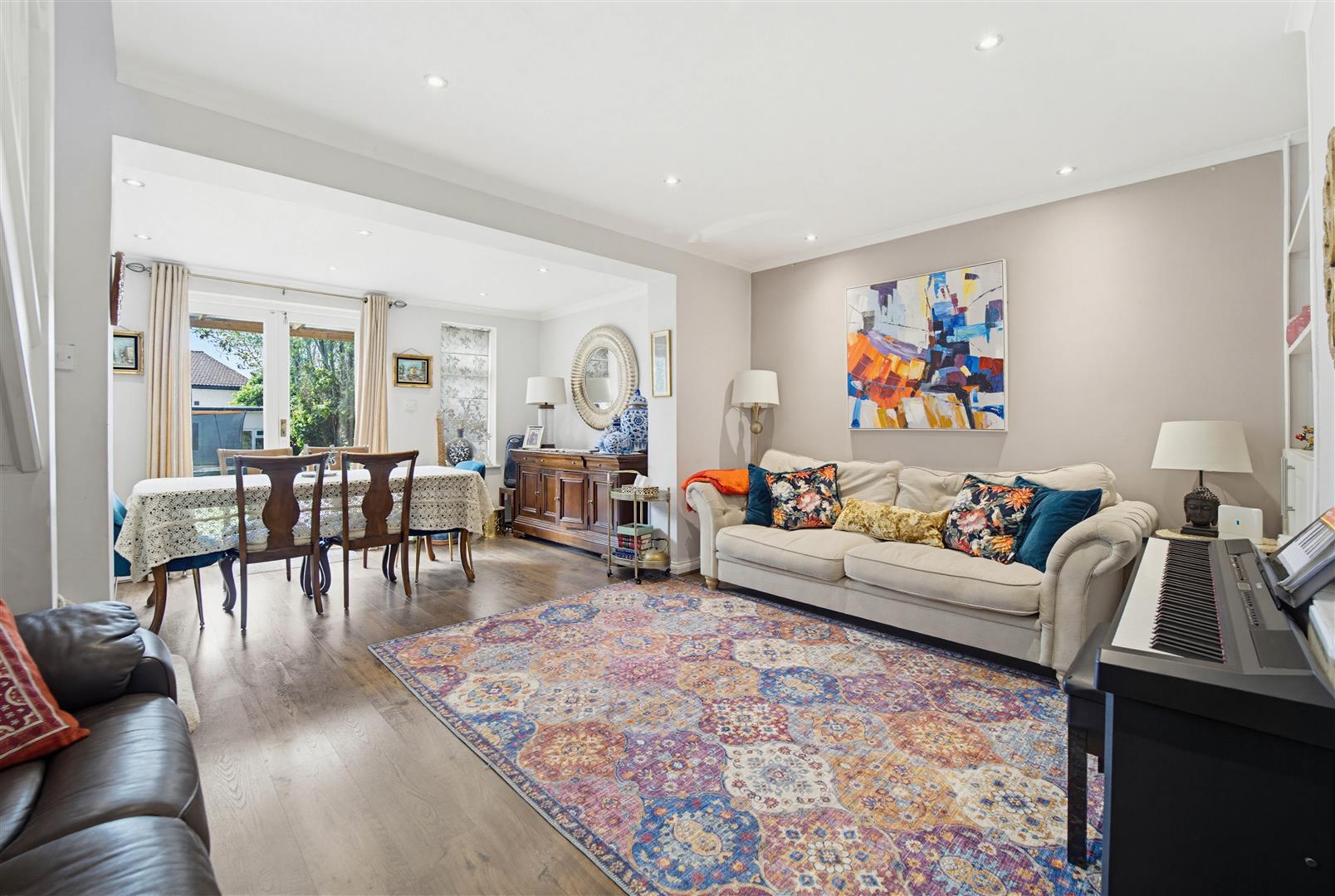 Ferry Avenue, Staines-Upon-Thames